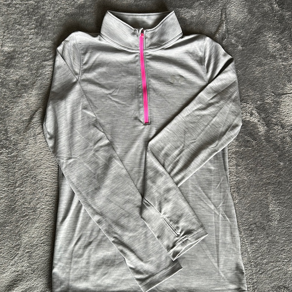 Under Armour Youth Large Heat Gear 1/2 zip up Pull Over